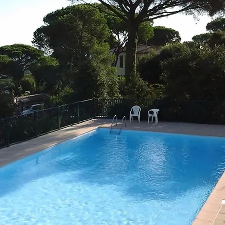 Magnifique Mazet Dans Le Golfe De St-tropez *